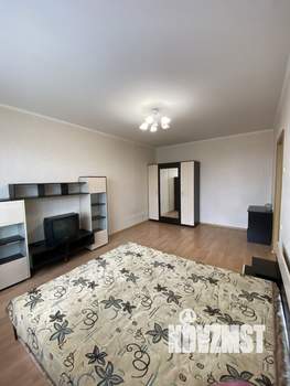 1-к квартира, вторичка, 37м2, 5/18 этаж