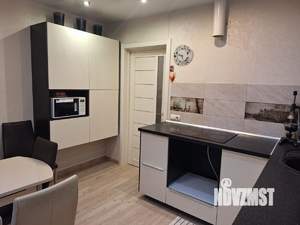 3-к квартира, вторичка, 82м2, 6/17 этаж