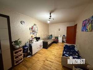 2-к квартира, вторичка, 52м2, 1/10 этаж