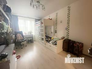 3-к квартира, вторичка, 56м2, 4/22 этаж