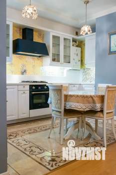 2-к квартира, вторичка, 93м2, 2/4 этаж