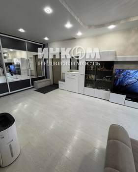 2-к квартира, вторичка, 65м2, 12/18 этаж