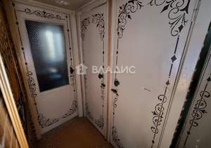 4-к квартира, вторичка, 61м2, 5/5 этаж