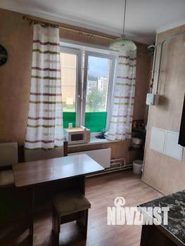 2-к квартира, вторичка, 57м2, 1/3 этаж
