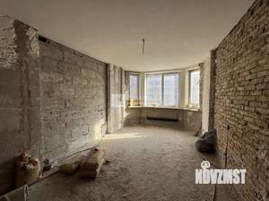 3-к квартира, вторичка, 107м2, 3/25 этаж