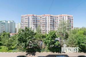 4-к квартира, вторичка, 118м2, 3/10 этаж