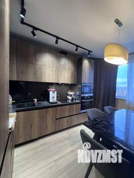 3-к квартира, вторичка, 78м2, 10/17 этаж