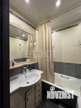 2-к квартира, вторичка, 52м2, 10/17 этаж