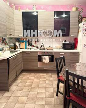 3-к квартира, вторичка, 105м2, 16/25 этаж