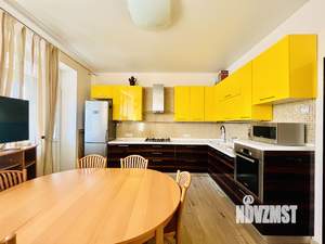 4-к квартира, вторичка, 111м2, 5/5 этаж