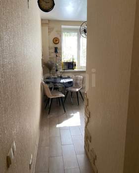 2-к квартира, вторичка, 44м2, 1/5 этаж