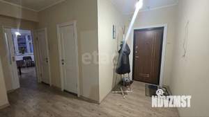 2-к квартира, вторичка, 63м2, 10/17 этаж