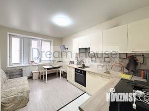 2-к квартира, вторичка, 62м2, 10/17 этаж