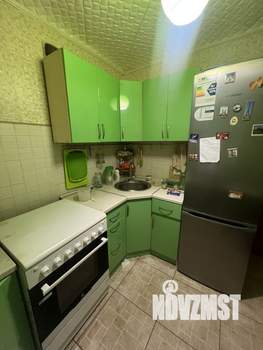 2-к квартира, вторичка, 44м2, 1/5 этаж