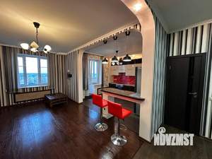 2-к квартира, вторичка, 61м2, 13/19 этаж