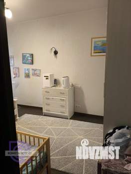 2-к квартира, вторичка, 63м2, 10/17 этаж