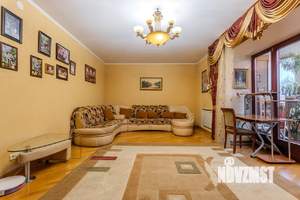 3-к квартира, вторичка, 110м2, 4/9 этаж