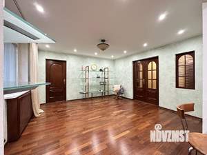 3-к квартира, вторичка, 74м2, 9/17 этаж