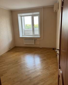4-к квартира, вторичка, 73м2, 8/8 этаж