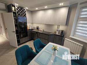 3-к квартира, вторичка, 83м2, 9/17 этаж