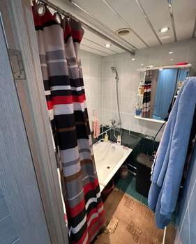 3-к квартира, вторичка, 61м2, 1/9 этаж