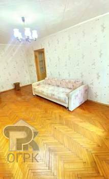 2-к квартира, вторичка, 42м2, 1/5 этаж