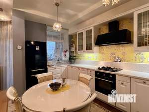 3-к квартира, вторичка, 93м2, 2/4 этаж