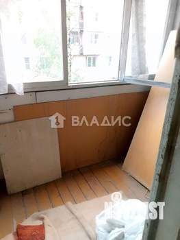 4-к квартира, вторичка, 64м2, 3/9 этаж