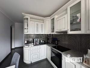 2-к квартира, вторичка, 52м2, 10/17 этаж