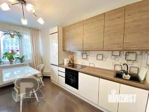 2-к квартира, вторичка, 61м2, 15/19 этаж