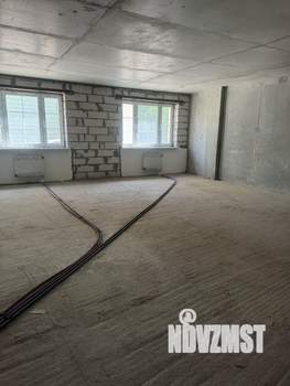 2-к квартира, вторичка, 76м2, 1/6 этаж