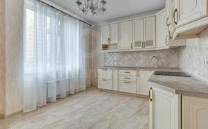 2-к квартира, вторичка, 76м2, 1/17 этаж