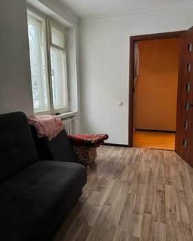 2-к квартира, вторичка, 40м2, 1/2 этаж