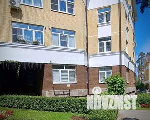 2-к квартира, вторичка, 77м2, 1/4 этаж