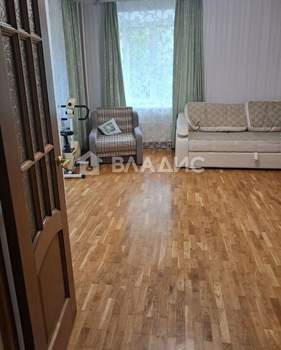 2-к квартира, вторичка, 64м2, 1/7 этаж