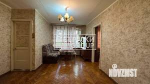 2-к квартира, вторичка, 44м2, 1/5 этаж