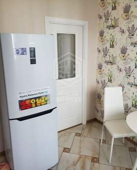 2-к квартира, вторичка, 57м2, 4/18 этаж