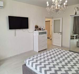 2-к квартира, вторичка, 74м2, 9/14 этаж
