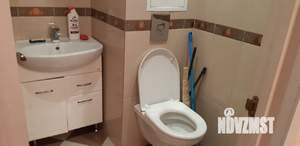 2-к квартира, вторичка, 70м2, 2/10 этаж