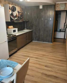 2-к квартира, вторичка, 58м2, 1/25 этаж