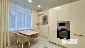 4-к квартира, вторичка, 127м2, 4/22 этаж