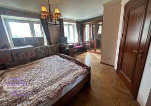 3-к квартира, вторичка, 88м2, 7/10 этаж