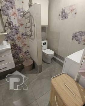 2-к квартира, вторичка, 76м2, 4/6 этаж