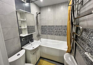 2-к квартира, вторичка, 43м2, 5/5 этаж