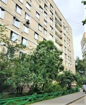 4-к квартира, вторичка, 82м2, 1/9 этаж