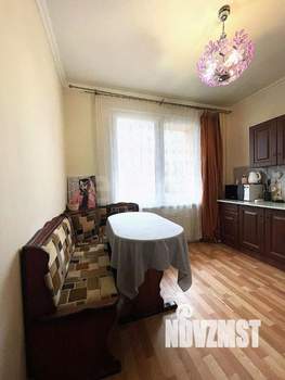 2-к квартира, вторичка, 52м2, 1/4 этаж