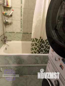 2-к квартира, вторичка, 63м2, 10/17 этаж