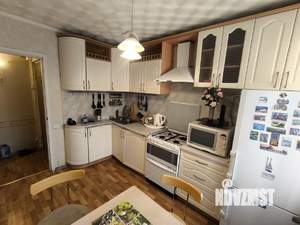 4-к квартира, вторичка, 75м2, 2/9 этаж