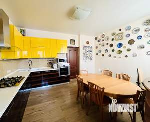 4-к квартира, вторичка, 111м2, 5/5 этаж