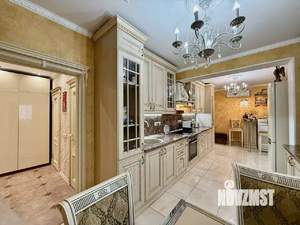 4-к квартира, вторичка, 108м2, 8/17 этаж